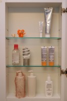 Medicine Cabinet. Installation with ceramic sculpture.
